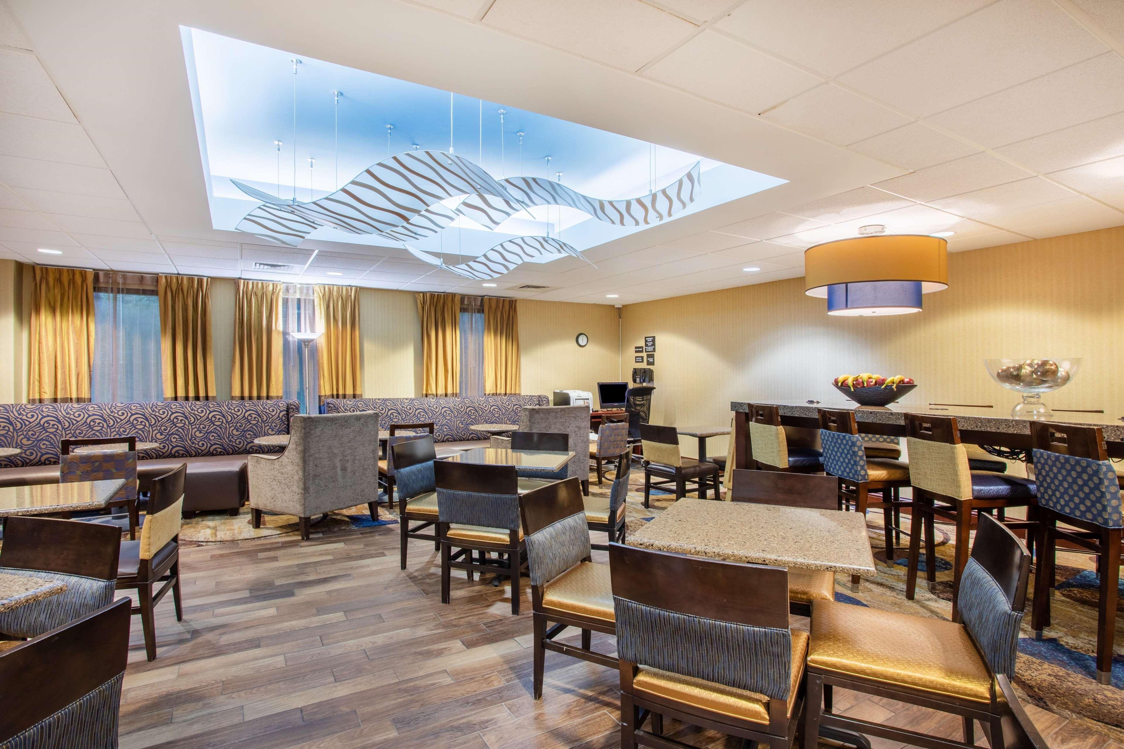 Hampton Inn Fishkill Ngoại thất bức ảnh