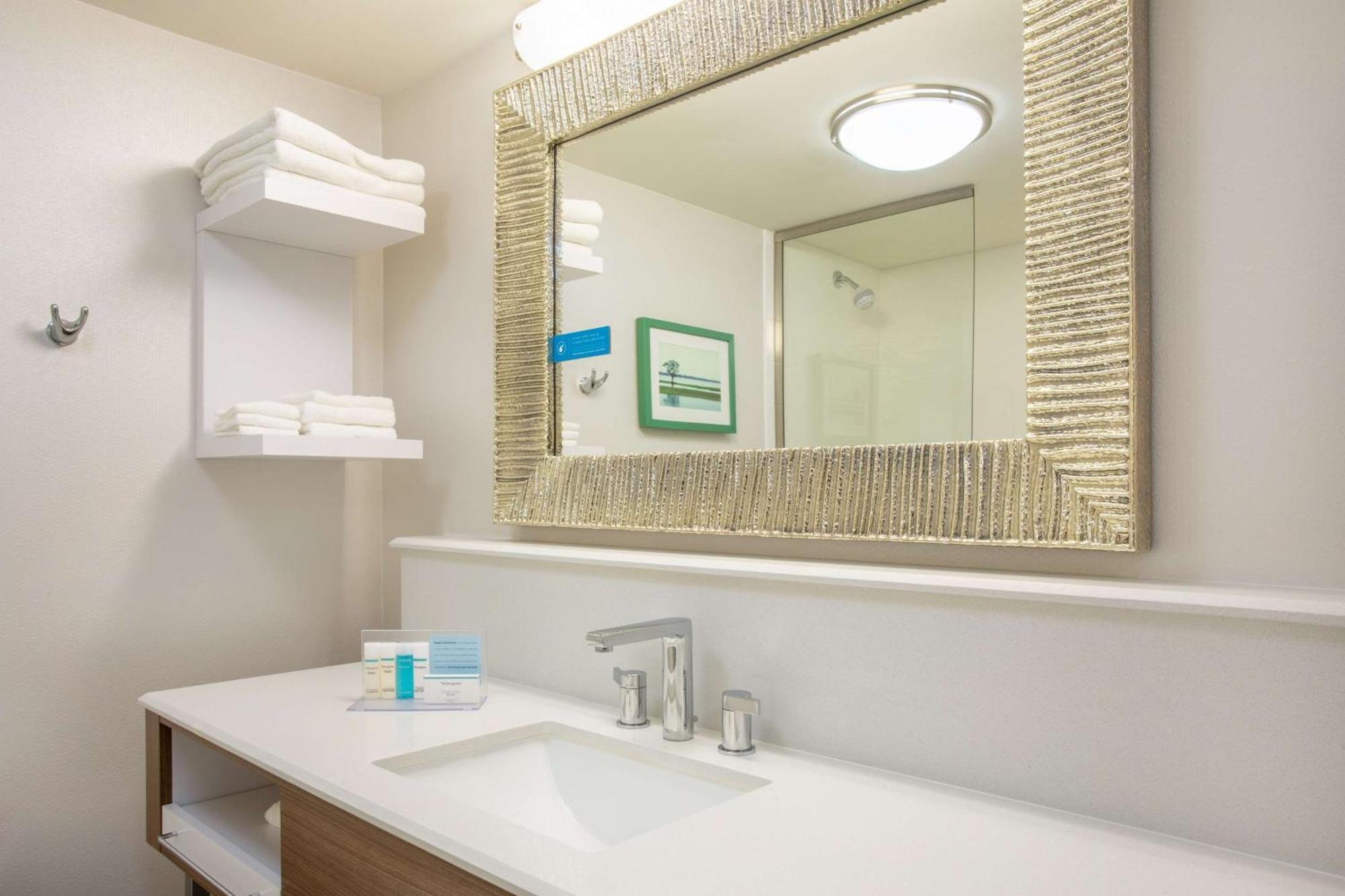 Hampton Inn Fishkill Ngoại thất bức ảnh