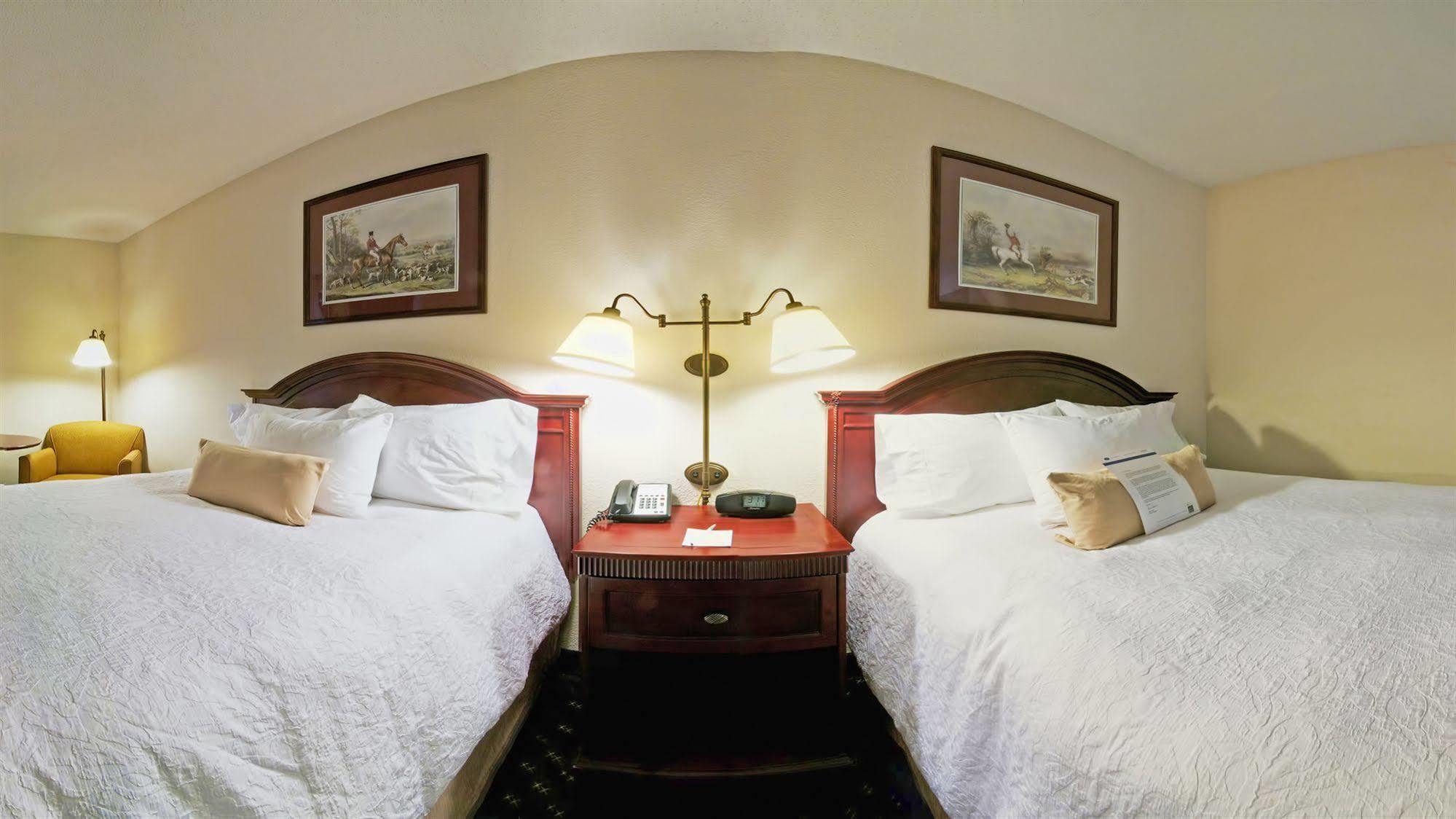 Hampton Inn Fishkill Ngoại thất bức ảnh
